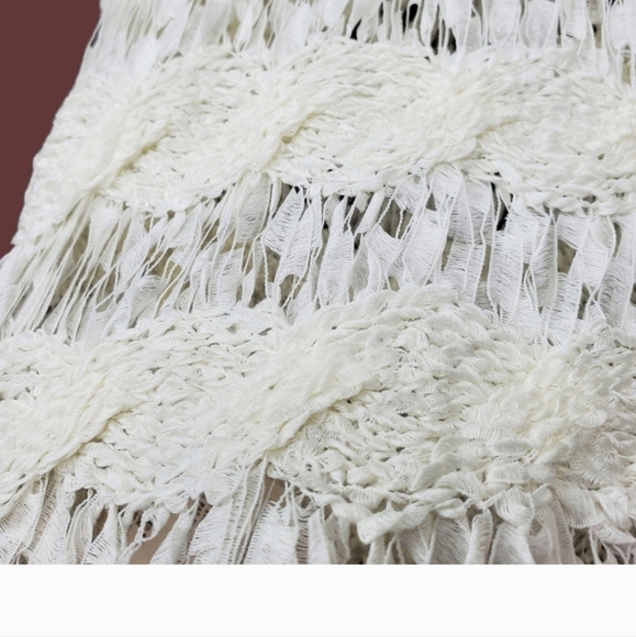 💜5 for $25.00💜 Moth XS delicate, lightweight. - Picture 7 of 7